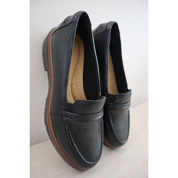 Clarks Collection Women's Sz 8.5W Black Westlynn Bay Leather Loafers - Picture 7 of 14